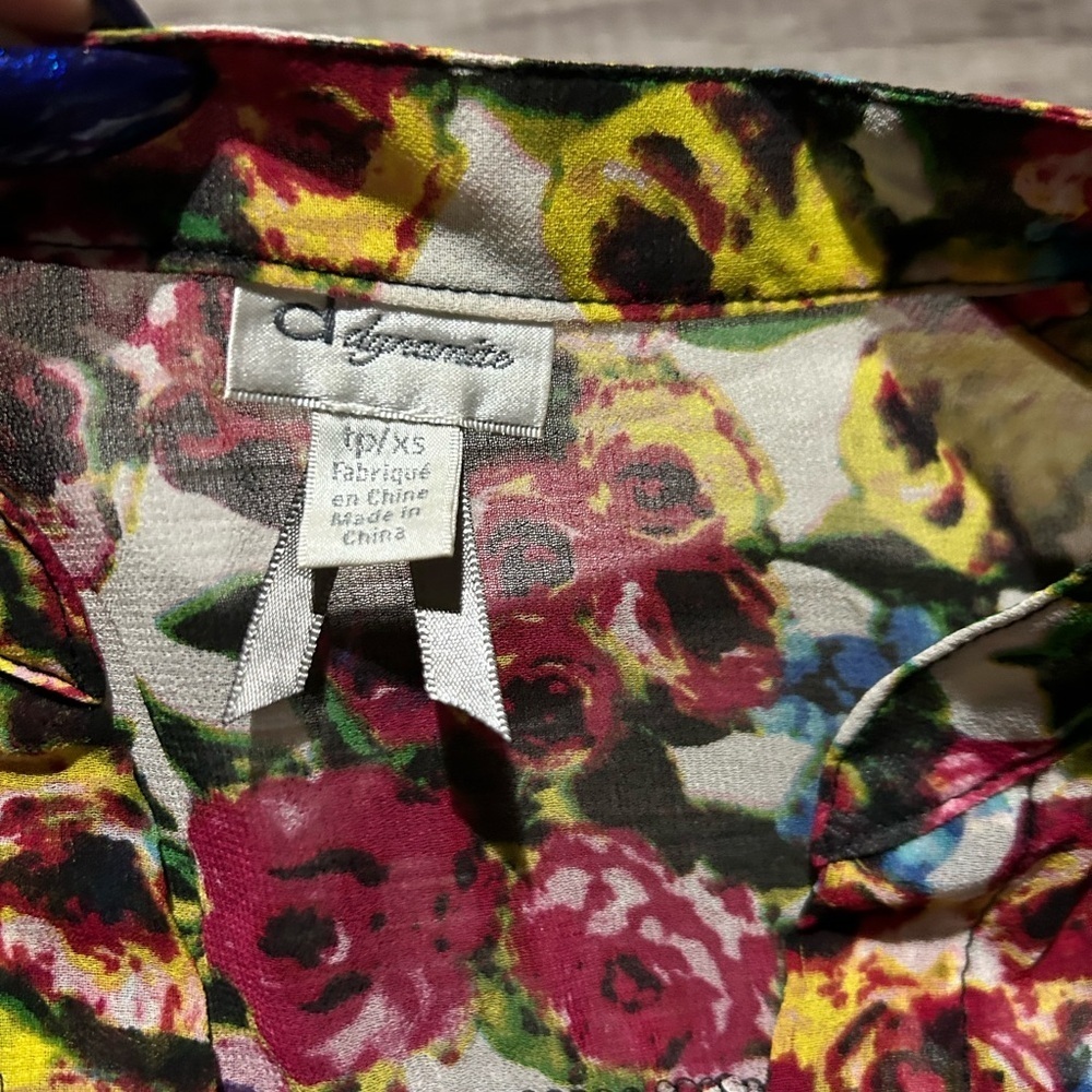 Women’s Dynamite Sheer Floral Blouse XS - Picture 3 of 3